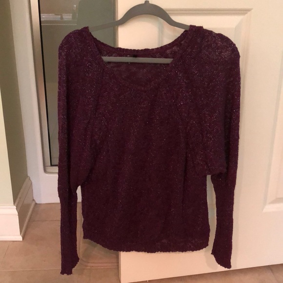 Sweater - Picture 1 of 3